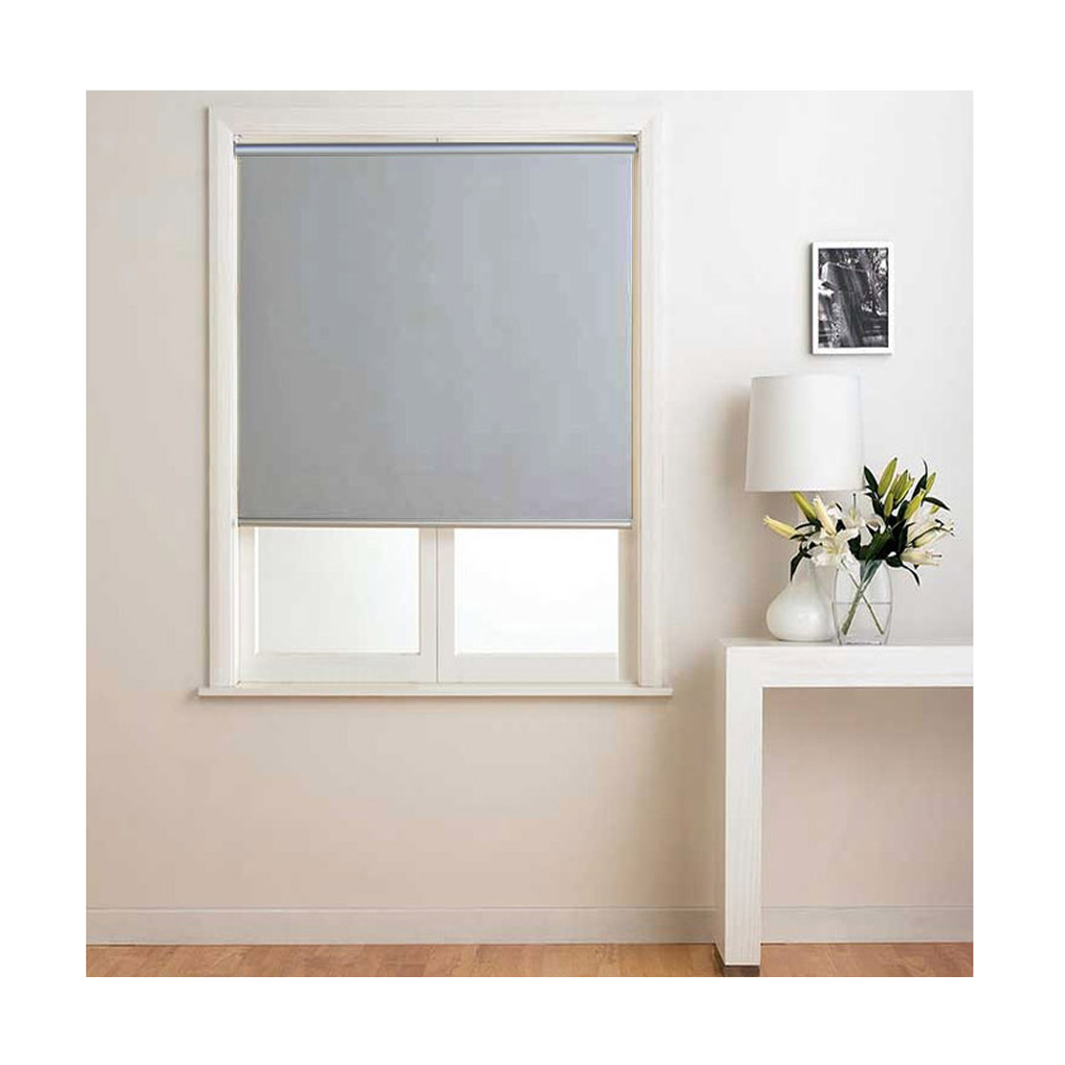 ROLLER BLIND BLACKOUT